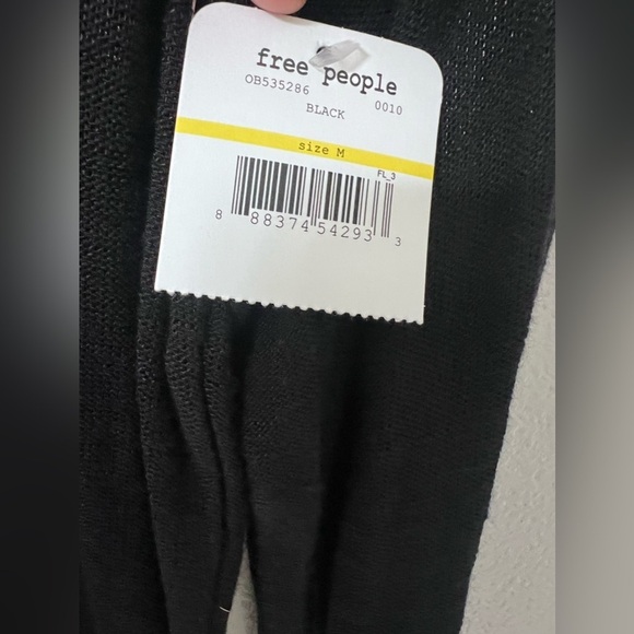 Free People Deep Vneck Long Sleeve NWT Medium - Picture 2 of 5